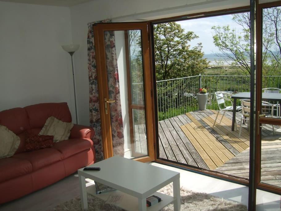 Cottage , Seaside Views, Quiet Beach, Awesome View Pendine Eksteriør billede